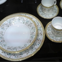 Тарелка обеденная "МЕДЕЯ" 23 см МФК Профит